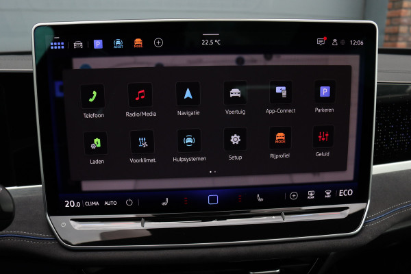 Volkswagen Passat Variant 1.5 eHybrid R-Line Edition | ACC | Panoramadak | Harman&Kardon | Massage | HUD | Trekhaak | iQ.Light | Stoelverwarming V+A | Zonnerollo's |