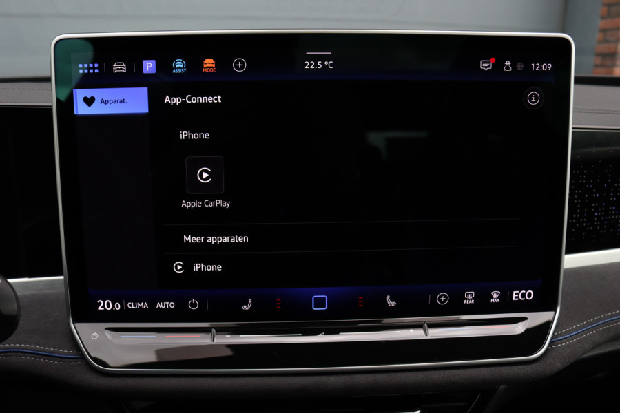 Volkswagen Passat Variant 1.5 eHybrid R-Line Edition | ACC | Panoramadak | Harman&Kardon | Massage | HUD | Trekhaak | iQ.Light | Stoelverwarming V+A | Zonnerollo's |