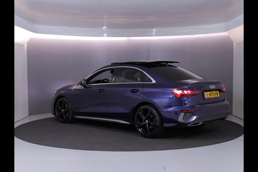 Audi A3 Limousine 35 TFSI S edition 150 pk S-tronic | Navigatie | Panoramadak | Parkeersensoren (Park assist) | Achteruitrijcamera | Matrix LED koplampen | B&O Soundsystem |