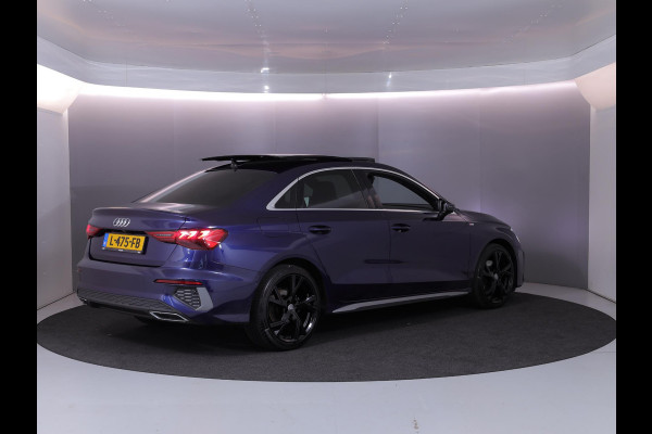 Audi A3 Limousine 35 TFSI S edition 150 pk S-tronic | Navigatie | Panoramadak | Parkeersensoren (Park assist) | Achteruitrijcamera | Matrix LED koplampen | B&O Soundsystem |