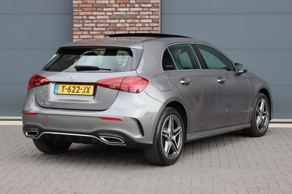 Mercedes-Benz A-Klasse 250 e AMG Line | Facelift | Panoramadak | Sfeerverlichting | Camera | Zitcomfortpakket | Keyless Go | Stoelverwarming | Widescreen |