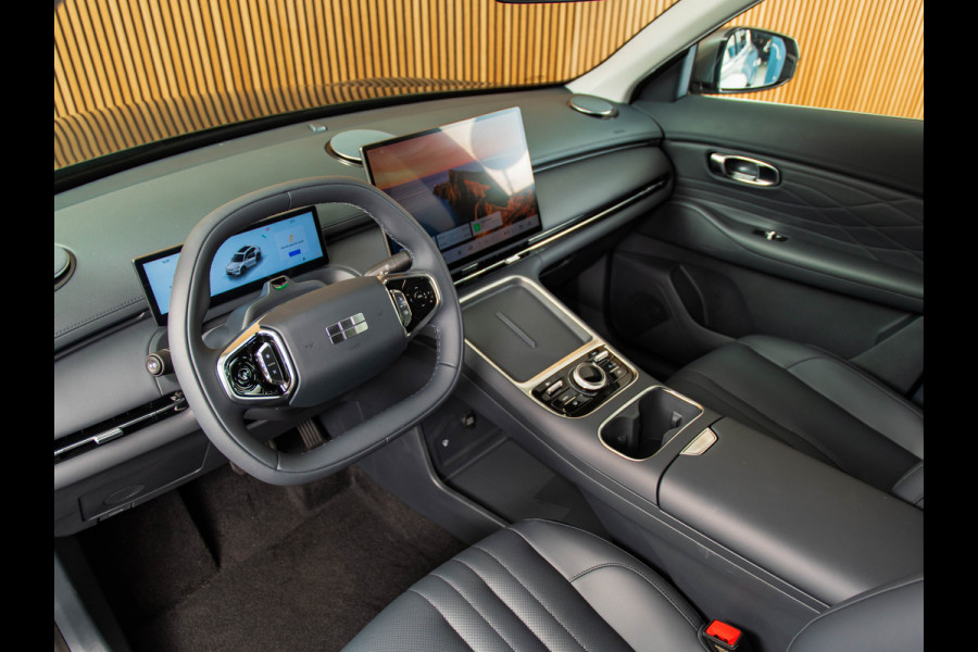 GEELY Starray EM-i 1.5 Pro KEYLESS I 18 INCH I ACC I LEDER I 2-ZONE
