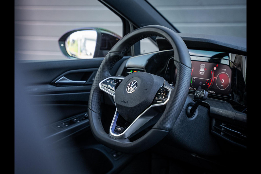 Volkswagen Golf 8 1.4 eHybrid GTE l Leder l Camera l ACC l Camera