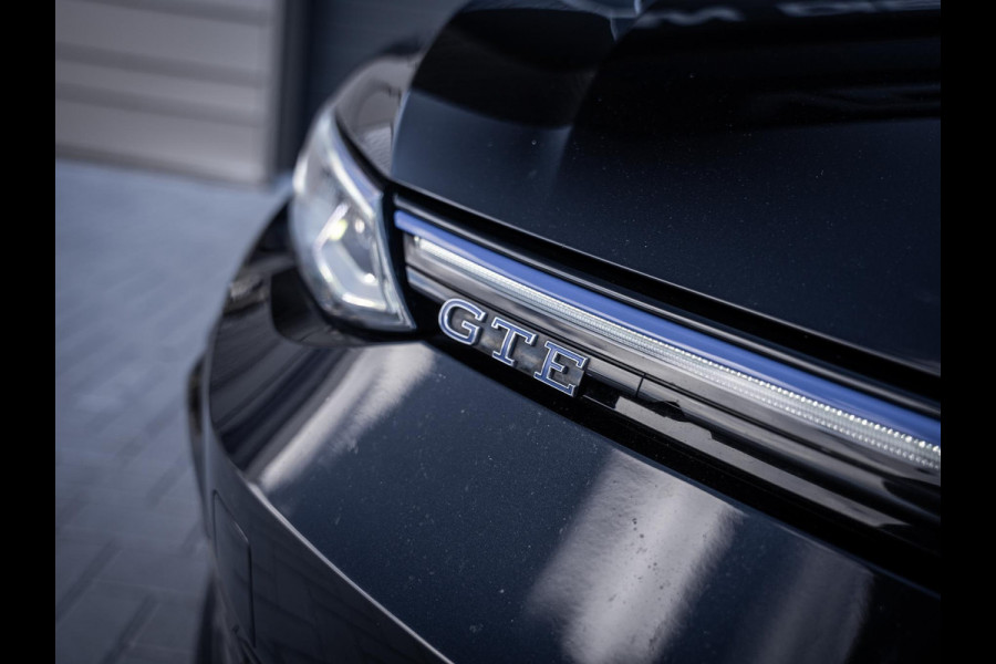 Volkswagen Golf 8 1.4 eHybrid GTE l Leder l Camera l ACC l Camera