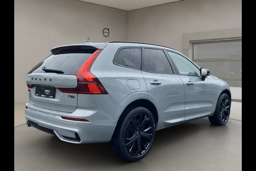 Volvo XC60 2.0 T8 Plug-in hybrid AWD BLACK EDITION (335kW/455PK) ** PANO, TREKH, ACC, HuD, 21-inch LMV ** 1e EIG - UNFALLFREI ** ** INFORMEER OOK NAAR ONZE AANTREKKELIJKE FINANCIAL-LEASE TARIEVEN **