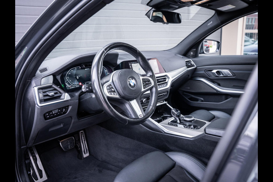 BMW 3 Serie Touring 330e xDrive High Executive M-Sport l DravitGrau l Laser l Pano l HUD l Memory