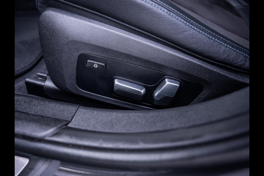 BMW 3 Serie Touring 330e xDrive High Executive M-Sport l DravitGrau l Laser l Pano l HUD l Memory