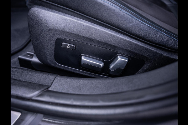 BMW 3 Serie Touring 330e xDrive High Executive M-Sport l DravitGrau l Laser l Pano l HUD l Memory