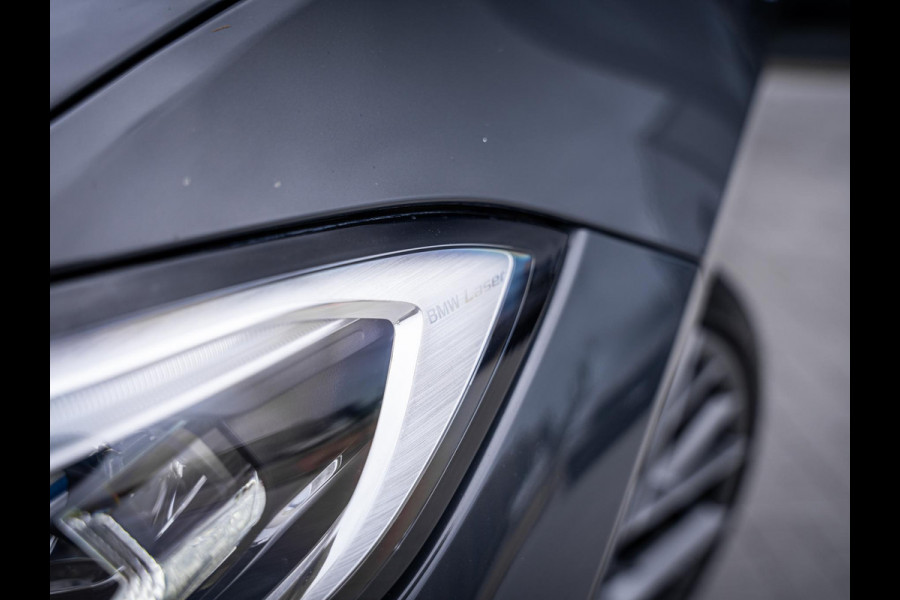 BMW 3 Serie Touring 330e xDrive High Executive M-Sport l DravitGrau l Laser l Pano l HUD l Memory