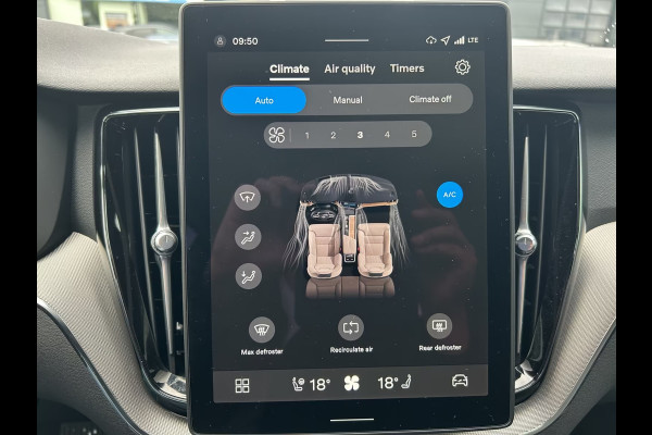 Volvo XC60 2.0 T8 Plug-in hybrid AWD BLACK EDITION (335kW/455PK) ** PANO, TREKH, ACC, HuD, 21-inch LMV ** 1e EIG - UNFALLFREI ** ** INFORMEER OOK NAAR ONZE AANTREKKELIJKE FINANCIAL-LEASE TARIEVEN **