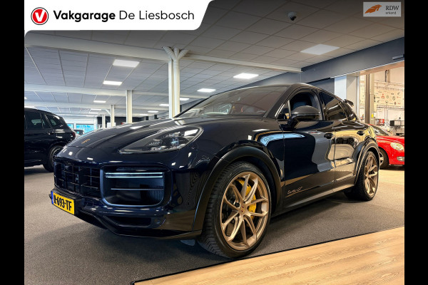 Porsche Cayenne Coupé 4.0 Turbo GT 641pk / Carbon dak / carbon pakket / 22inch / keramisch / dealer onderhouden