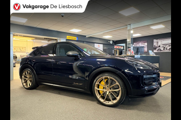 Porsche Cayenne Coupé 4.0 Turbo GT 641pk / Carbon dak / carbon pakket / 22inch / keramisch / dealer onderhouden