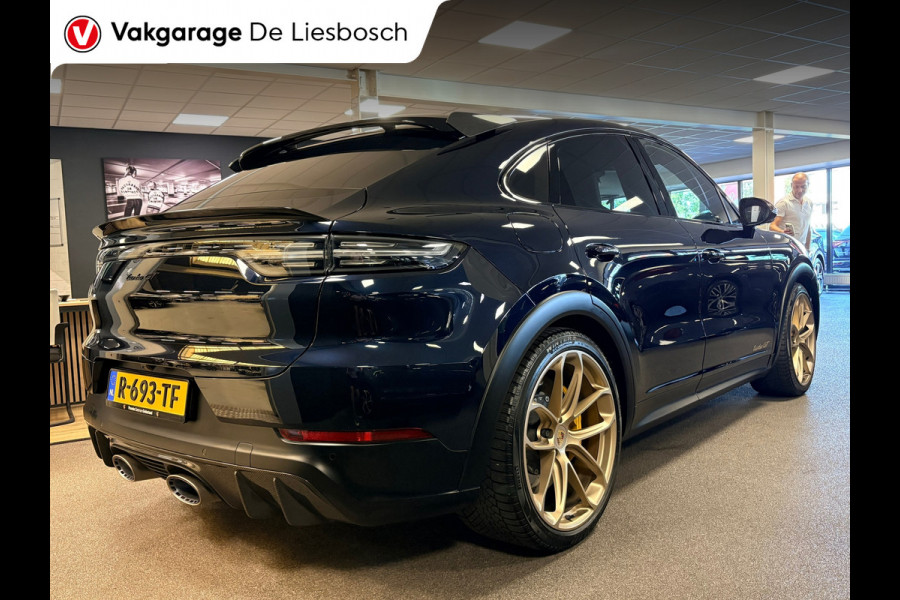 Porsche Cayenne Coupé 4.0 Turbo GT 641pk / Carbon dak / carbon pakket / 22inch / keramisch / dealer onderhouden