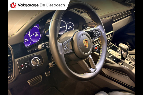 Porsche Cayenne Coupé 4.0 Turbo GT 641pk / Carbon dak / carbon pakket / 22inch / keramisch / dealer onderhouden