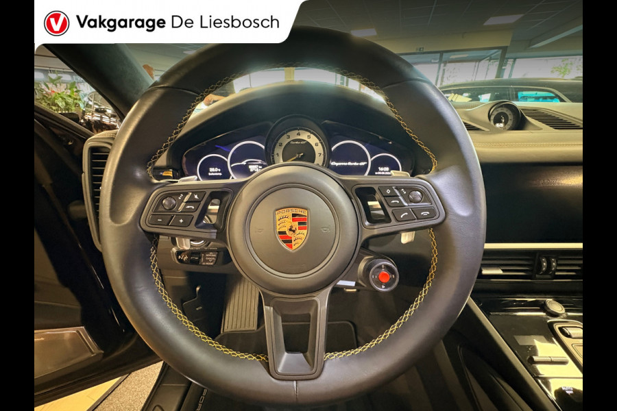 Porsche Cayenne Coupé 4.0 Turbo GT 641pk / Carbon dak / carbon pakket / 22inch / keramisch / dealer onderhouden
