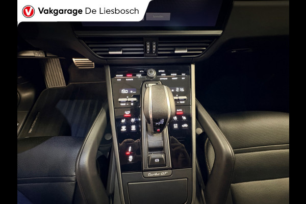 Porsche Cayenne Coupé 4.0 Turbo GT 641pk / Carbon dak / carbon pakket / 22inch / keramisch / dealer onderhouden