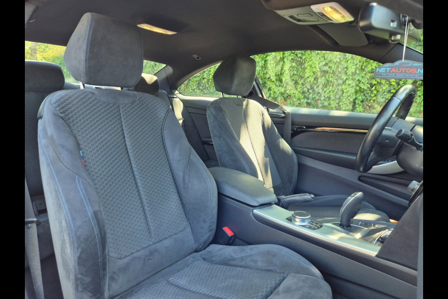 BMW 4 Serie Coupé M Sport Apple CarPlay NAP Achteruitrijcamera Coupé Executive BTW AUTO
