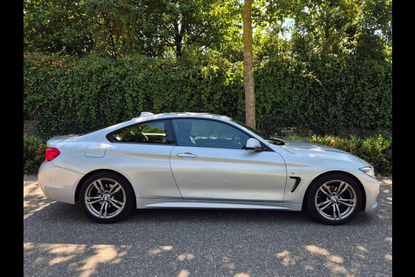 BMW 4 Serie Coupé M Sport Apple CarPlay NAP Achteruitrijcamera Coupé Executive BTW AUTO