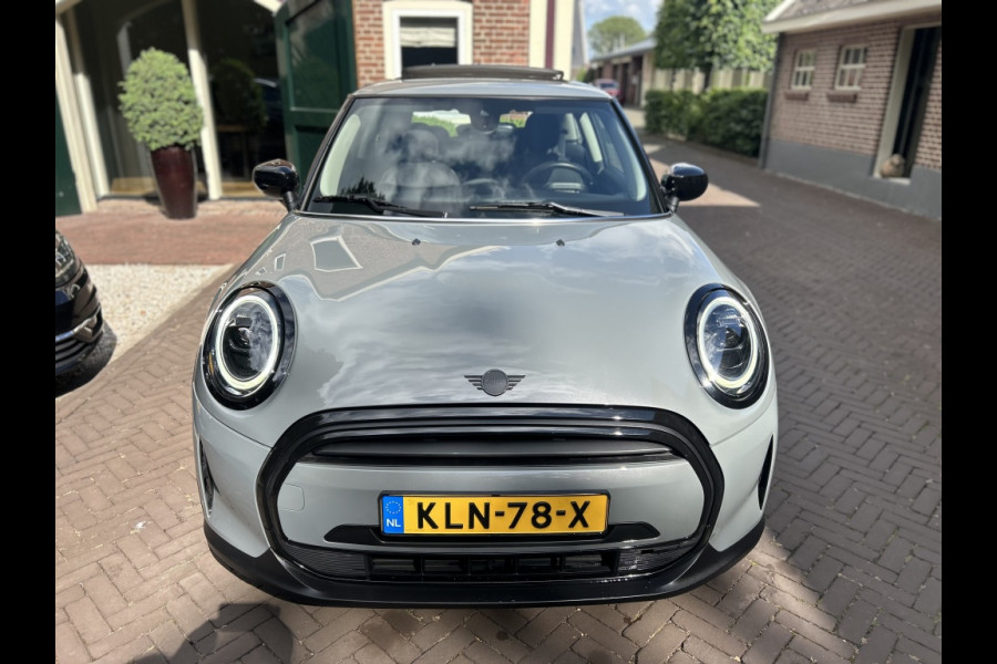 MINI One 1.5 Navi, Panoramadak, Camera, Stoelverw., Nw Model