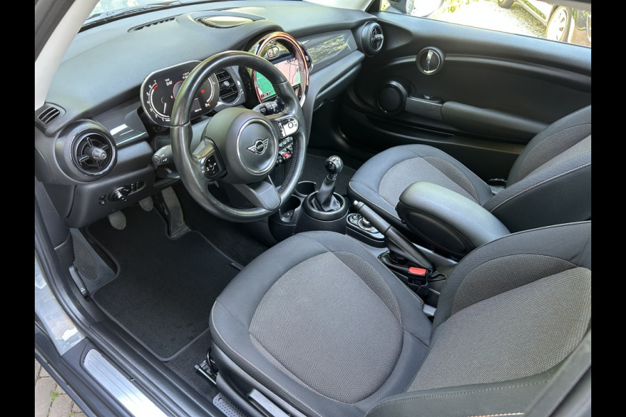 MINI One 1.5 Navi, Panoramadak, Camera, Stoelverw., Nw Model