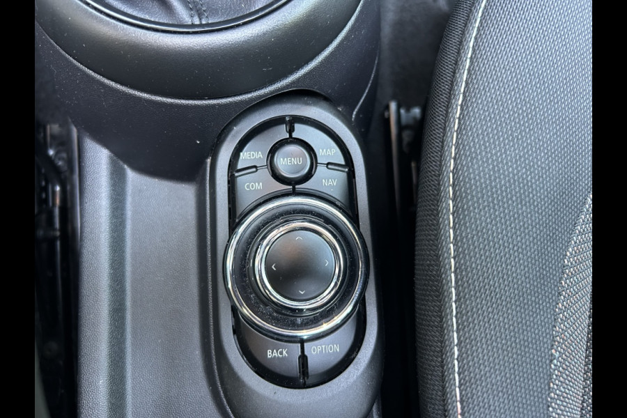 MINI One 1.5 Navi, Panoramadak, Camera, Stoelverw., Nw Model