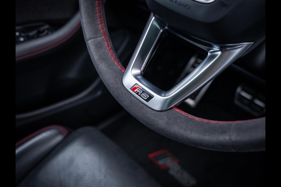 Audi RSQ8 4.0 TFSI quattro Dynamic plus - Perform. l Carbon Pack l Akra l Ceramic
