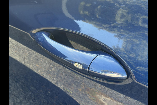 Opel Astra Sports Tourer 1.2 Ultimate 2e Eigenaar l Trekhaak l Camera l Carplay l Navi l Alcantara-Leder l 17''Lmv l Stoelverw-Stuurverw l Net beurt gehad l Dodehoek l Rijstrooksensor l Pdc V+A l 6 Bak l N.A.P l 146pk l Bj 11-2020 l Apk tot 08-2028