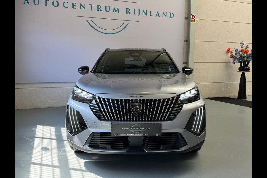 Peugeot 2008 1.2 Hybrid 145 GT, Automaat, 1 Jaar Bovag Garantie, Stoelverwarming, Navi, Camera, Alcantara