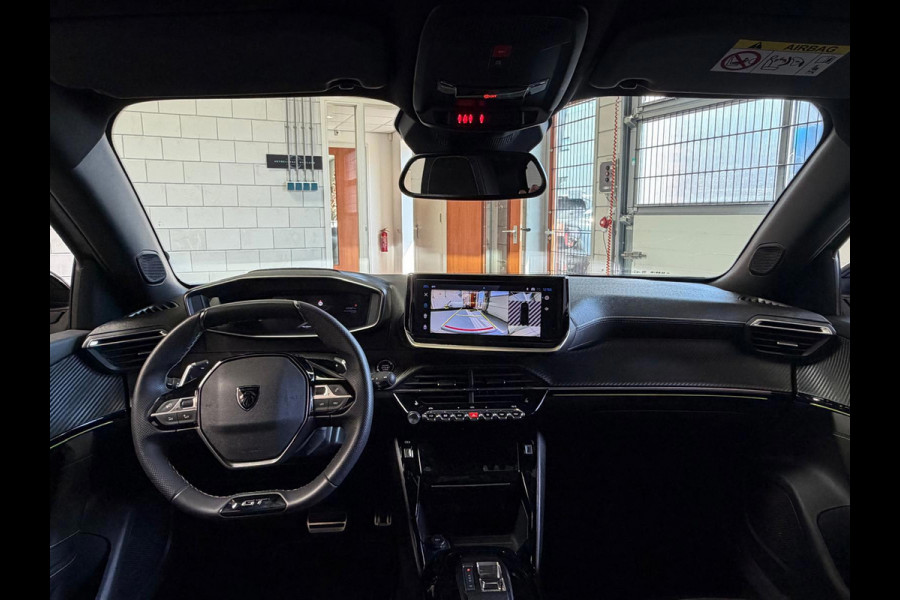 Peugeot 2008 1.2 Hybrid 145 GT, Automaat, 1 Jaar Bovag Garantie, Stoelverwarming, Navi, Camera, Alcantara