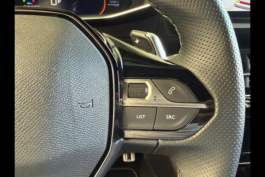 Peugeot 2008 1.2 Hybrid 145 GT, Automaat, 1 Jaar Bovag Garantie, Stoelverwarming, Navi, Camera, Alcantara