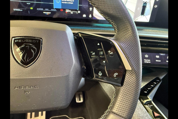 Peugeot 3008 1.2 Hybrid 145 GT Automaat, 1 Jaar Bovag Garantie, Navi, Camera, Massage stoelen, Stoel/Stuurverwarming