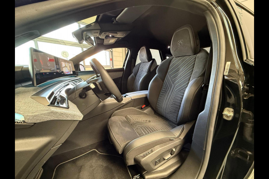 Peugeot 3008 1.2 Hybrid 145 GT Automaat, 1 Jaar Bovag Garantie, Navi, Camera, Massage stoelen, Stoel/Stuurverwarming