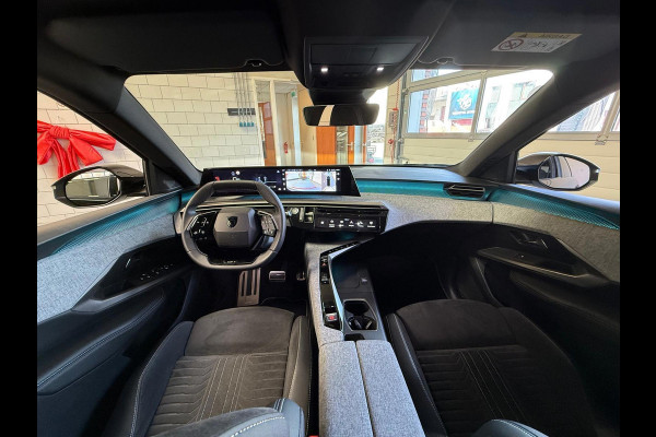 Peugeot 3008 1.2 Hybrid 145 GT Automaat, 1 Jaar Bovag Garantie, Navi, Camera, Massage stoelen, Stoel/Stuurverwarming
