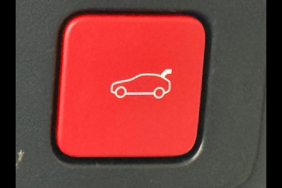 Peugeot 3008 1.2 Hybrid 145 GT Automaat, 1 Jaar Bovag Garantie, Navi, Camera, Massage stoelen, Stoel/Stuurverwarming