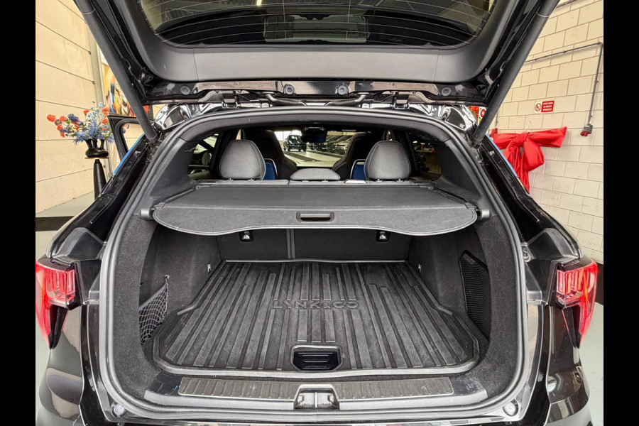 Lynk & Co 01 1.5 PHEV 261 PK Zwarte Hemel, 1 Jaar Bovag Garantie Pano, Navi, Camera
