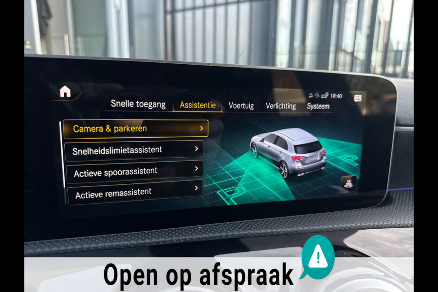 Mercedes-Benz A-Klasse 200 AMG CARPLAY SFEERVERLICHTING CAMERA