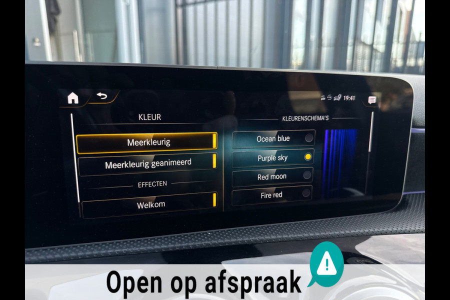 Mercedes-Benz A-Klasse 200 AMG CARPLAY SFEERVERLICHTING CAMERA