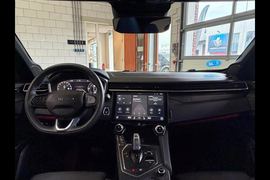 Lynk & Co 01 1.5 PHEV 261 PK Zwarte Hemel, 1 Jaar Bovag Garantie Pano, Navi, Camera