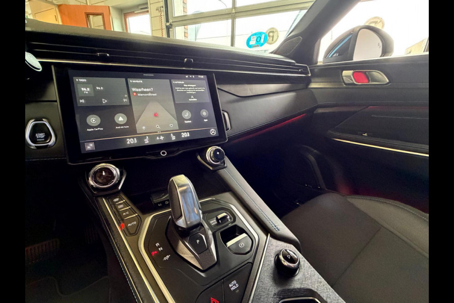 Lynk & Co 01 1.5 PHEV 261 PK Zwarte Hemel, 1 Jaar Bovag Garantie Pano, Navi, Camera