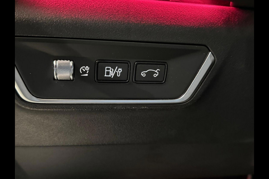 Lynk & Co 01 1.5 PHEV 261 PK Zwarte Hemel, 1 Jaar Bovag Garantie Pano, Navi, Camera
