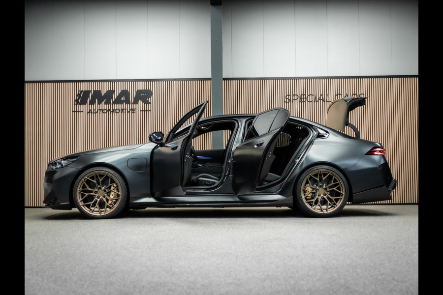 BMW 5 Serie M5  Carbon exterieur, Korbach 22 inch brons, Full options!!!!
