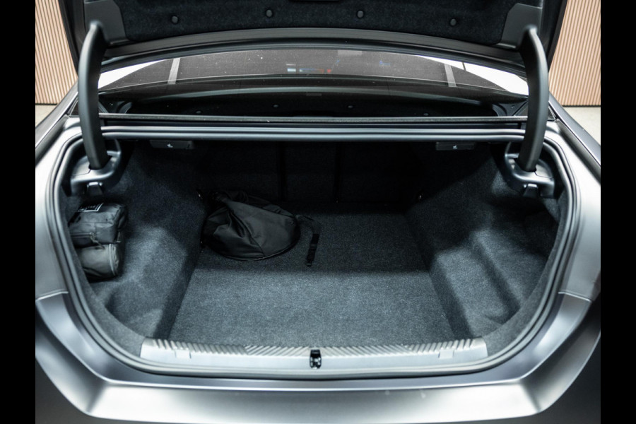 BMW 5 Serie M5  Carbon exterieur, Korbach 22 inch brons, Full options!!!!