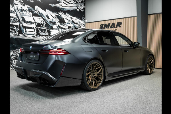 BMW 5 Serie M5  Carbon exterieur, Korbach 22 inch brons, Full options!!!!
