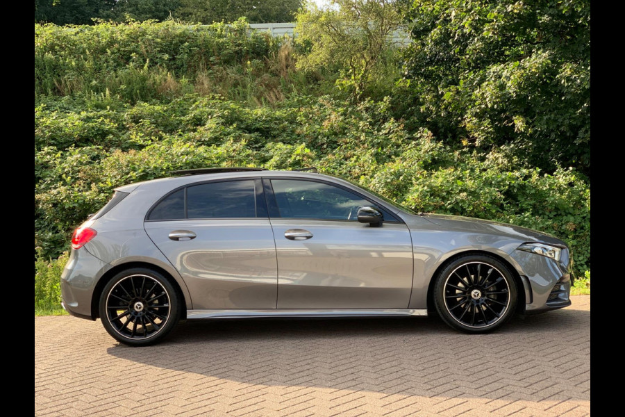 Mercedes-Benz A-Klasse A200 AMG ! PANO SFEER BOMVOL TOPSTAAT !