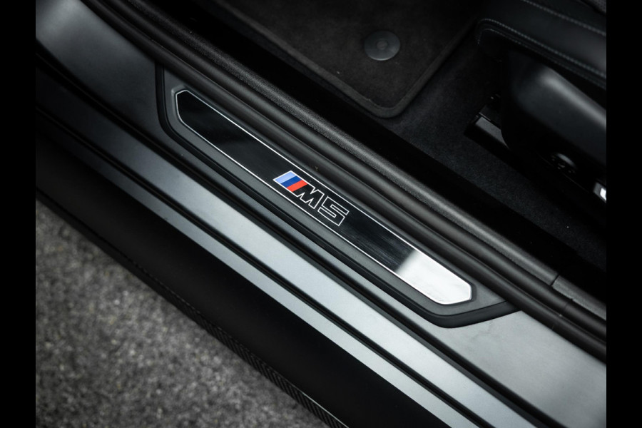 BMW 5 Serie M5  Carbon exterieur, Korbach 22 inch brons, Full options!!!!