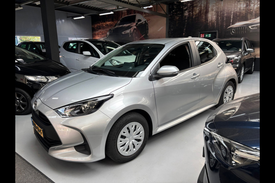 Toyota Yaris 1.5 Hybrid 115 Comfort / Camera
