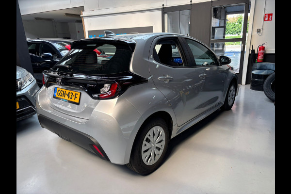 Toyota Yaris 1.5 Hybrid 115 Comfort / Camera