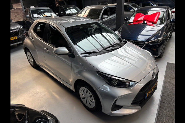 Toyota Yaris 1.5 Hybrid 115 Comfort / Camera