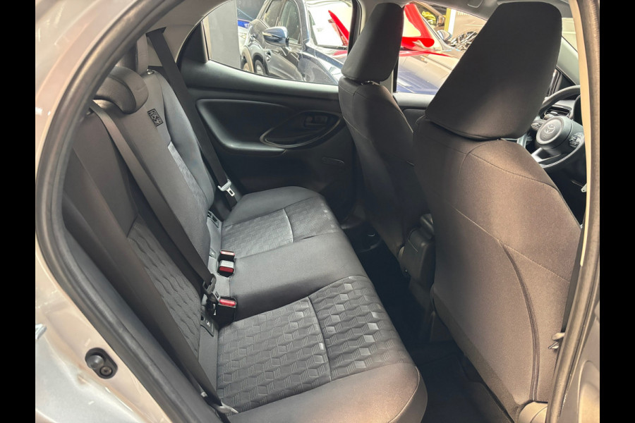 Toyota Yaris 1.5 Hybrid 115 Comfort / Camera