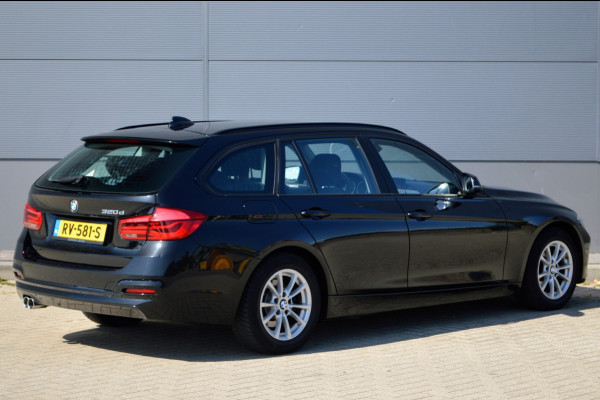 BMW 3 Serie Touring 320d EDE Corporate Lease